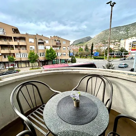 Aniida Apartment *